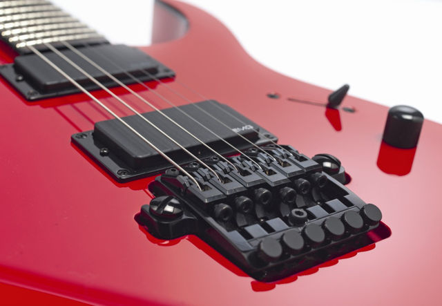 blank The MTM1 actually comes loaded with the Ibanez Fixed Edge bridge.